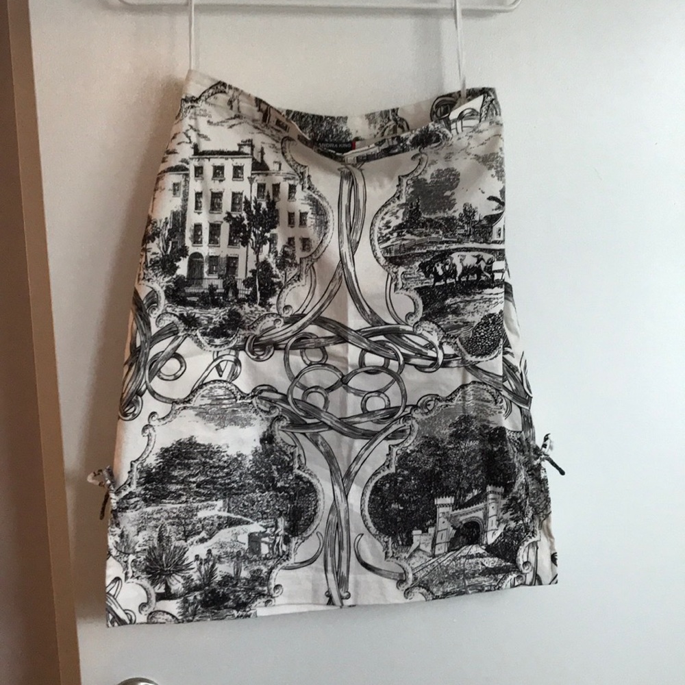 Sandra king black and white pattern pencil skirt